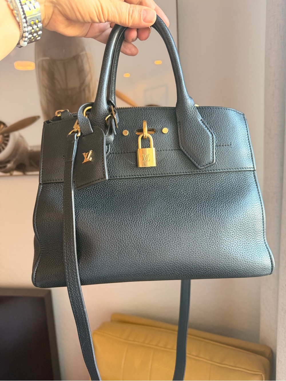 Louis Vuitton City Steamer PM – Noir Taurillon Leather (Gold Hardware)